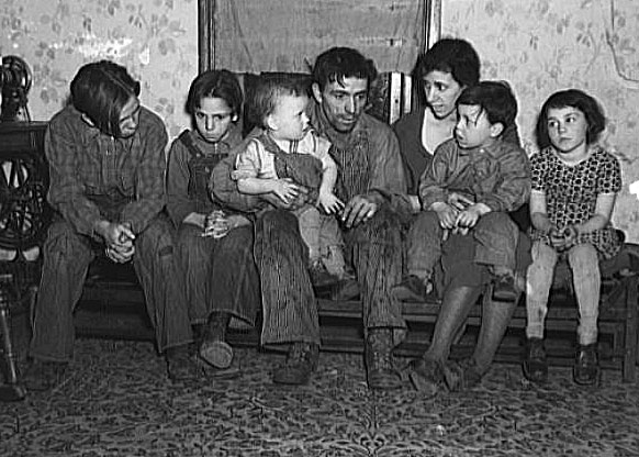 Depression-era family image